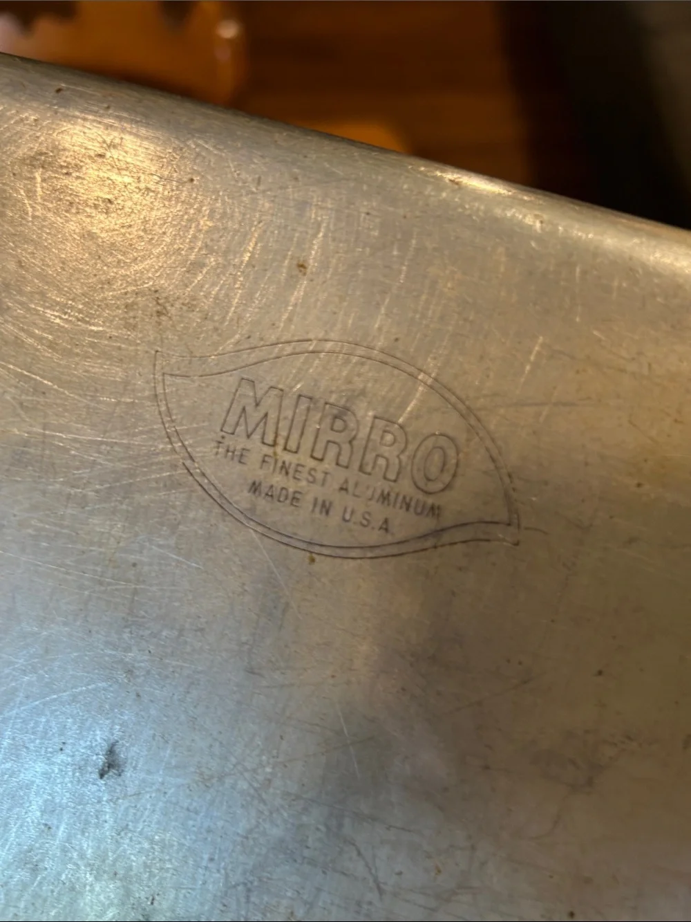 Vintage Mirro 13” x 9” Aluminum cake pan with lid